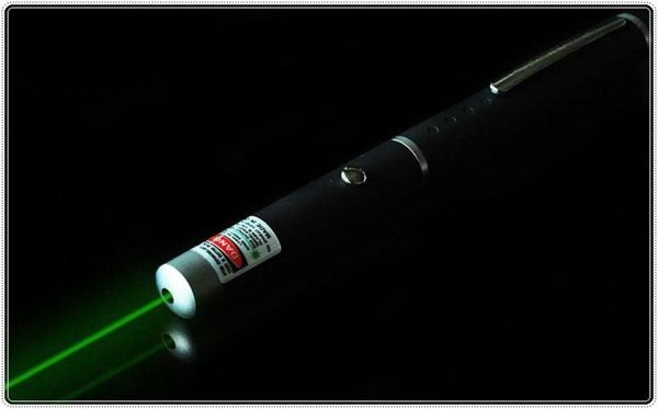 10 mil 5MW 532Nm Yüksek Güçlü Yeşil Lazer İşaretçi Kalemi Lazer Pointer Pet Lazer Pointe Sunum Poçin6504684