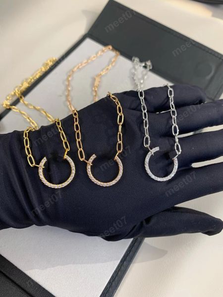 Caldo nuovo designer girocollo di diamanti Collana girocollo con ciondolo di diamanti moda a catena spessa placcata in oro gioielli da ufficio per la danza del partito