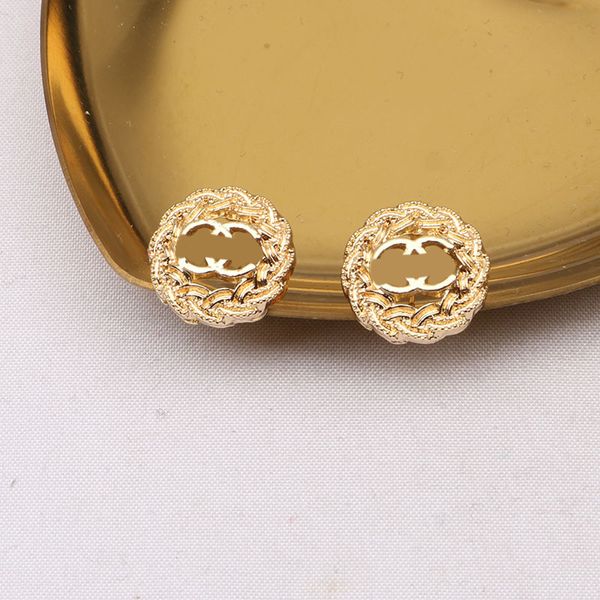 20Style 18K Gold plattiert Luxusdesigner Doppelbrief Stud Ohrring Haken Geometrische berühmte Frauen Mode Stil Schmuck Ohrring Hochzeitsfeier Geschenk Schmuck Schmuck
