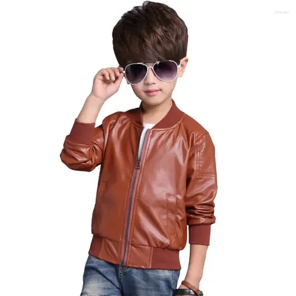 Прибыли куртки, пальто для мальчиков, осенне-зимняя модная корейская детская бархатная теплая хлопковая куртка из искусственной кожи для детей от 1 до 14 лет