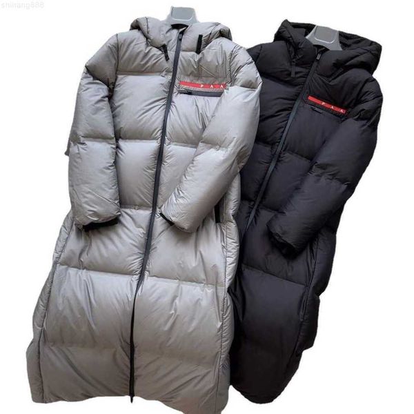 Erkekler Down Parkas Tasarımcısı Parkas Puffer Hoided Long Down Ceket Klasik Kırmızı Etiket Mektubu Erkekler Moda Sıcak Gündelik Kış Rüzgar Geçirmez Palto