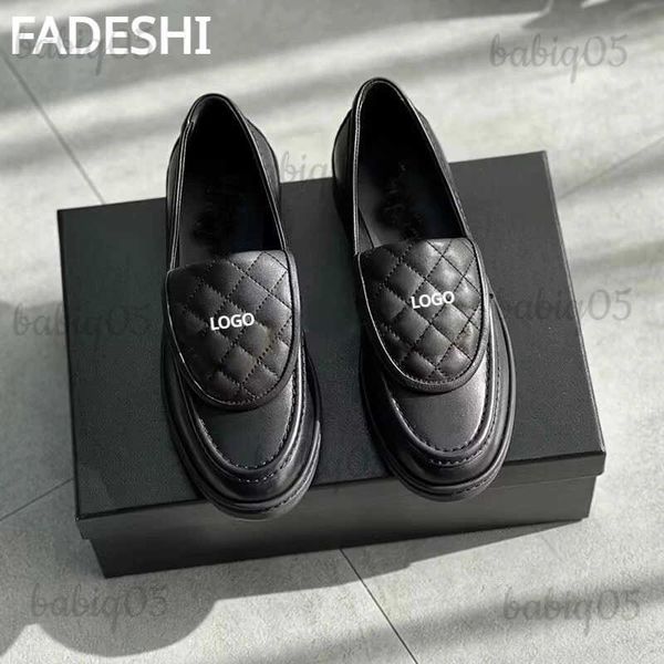 Sapatos de vestido feminino redondo cabeça grossa mocassins 2023 outono novo preto bordado thread fivela de metal deslizamento-em sapatos de couro casuais t231025