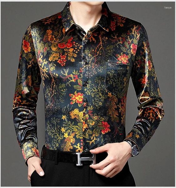 Camicie casual da uomo Fiori Camicia di velluto dorato 2023 Abito floreale maschile a maniche lunghe primavera autunno