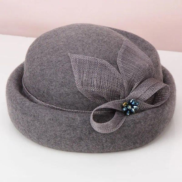 Berets H269 Frauen Wollfilz Fedoras Hut Weibliche Herbst Winter Koreanische Retro Britische Garn Dekoration Kappe Damen Mode Hüte