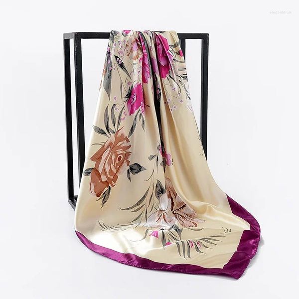 Sciarpe 90/90 cm Sciarpa quadrata in raso di seta Fazzoletto da donna stampato Testa femminile Bandana Collo piccolo Silenziatore Hijab Lady Girl