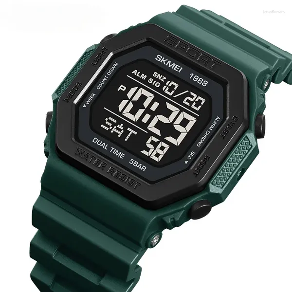 Relógios de pulso FNGEEN Fashon Back Light Digital Sport Relógios Mens Militar Contagem Regressiva Chrono Relógio de Pulso À Prova D 'Água Despertador Reloj Hombre