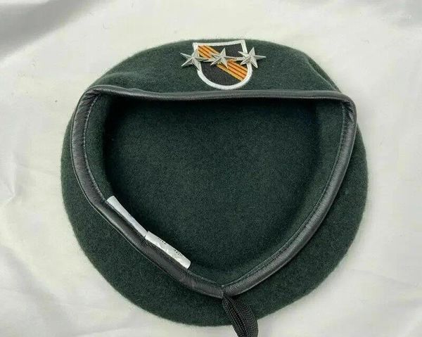 Berretti GUERRA DEL VIETNAM US ARMY 5ST SPECIAL FORCES BERRETTO VERDE NERO 3 STELLE TENENTE GENERALE CAPPELLO Rievocazione militare