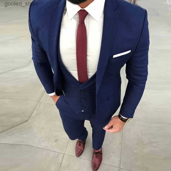 Herrenanzüge Blazer Blauer Herrenanzug Slim Fit Hochzeitsanzüge für Männer Bräutigam Trauzeuge Party Prom Blazer Lässige Straße Smart Business Smoking Terno 3 Stück Q231025