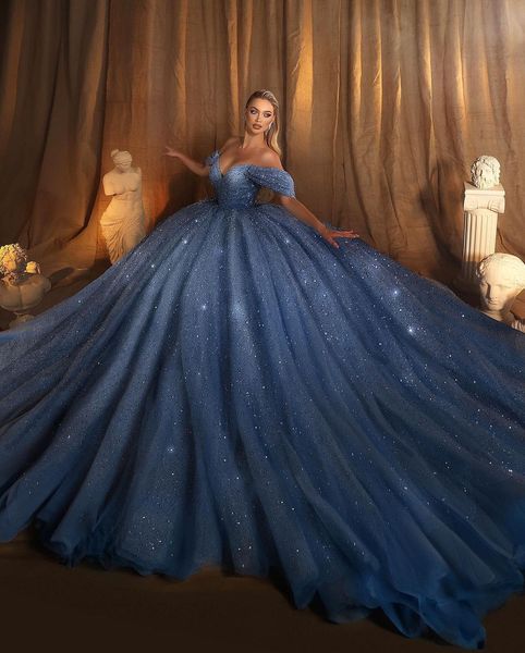 Açık gökyüzü mavisi bling bling artı boyutu balo elbisesi quinceanera elbiseler v boyun tatlı 16 kapalı omuz payetli resmi pageant doğum günü partisi kutlama gece önlükleri