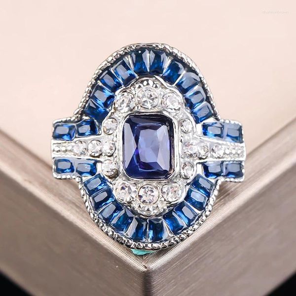 Cluster Rings Fashion Square Blue Glass Filledia Party For Women Exquisite Mysterious Eyes Filled Female Wedding Engagement Gift