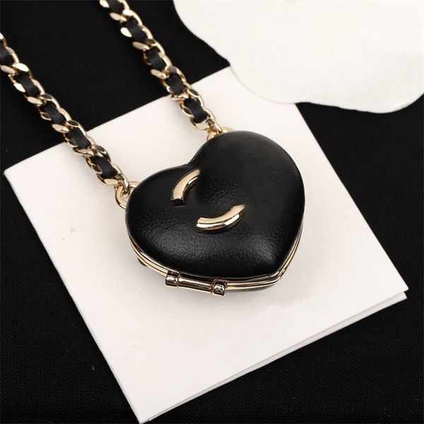 148339 Black Heart Lady Party Link Chain Colar 2023 Novo Vintage Hot Marca Espelho Colar Jóias de Luxo para Mulheres Presente Designer Pingente Design de Espelho Aberto