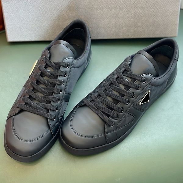 Primavera outono novo vestido de fundo plano sapatos famosos mulheres designer marca sapatos esportivos couro genuíno metal carta cor combinando baixo superior rendas até sapato masculino antiderrapante