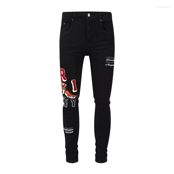 Jeans da uomo moda casual nero ricamato tigre con fori strappati toppa skinny High Street per uomo