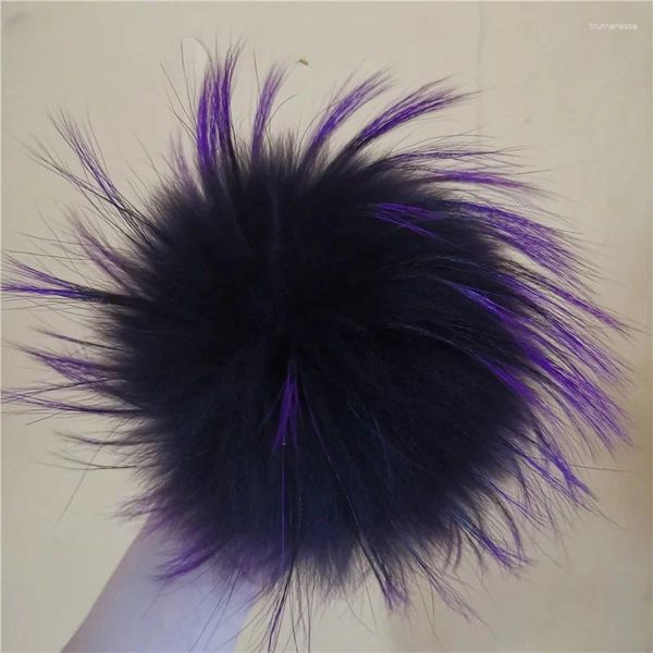 Lenços 2023 Real Pompons de Pele de Guaxinim 1 PCS Fofo Roxo Pom Chapéu Cap Beanies Cachecol Chaveiro Acessórios Bolas Naturais 15cm