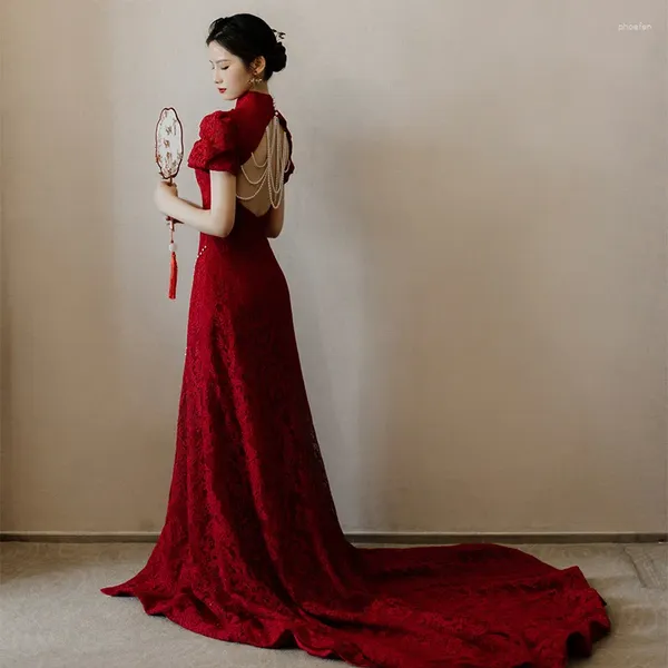 Ethnische Kleidung im chinesischen Stil Burgunderrotes Cheongsam-Abend-Partykleid mit langem V-Ausschnitt für die Braut, Hochzeit, sexy Perspektive, rückenfreies Bankett