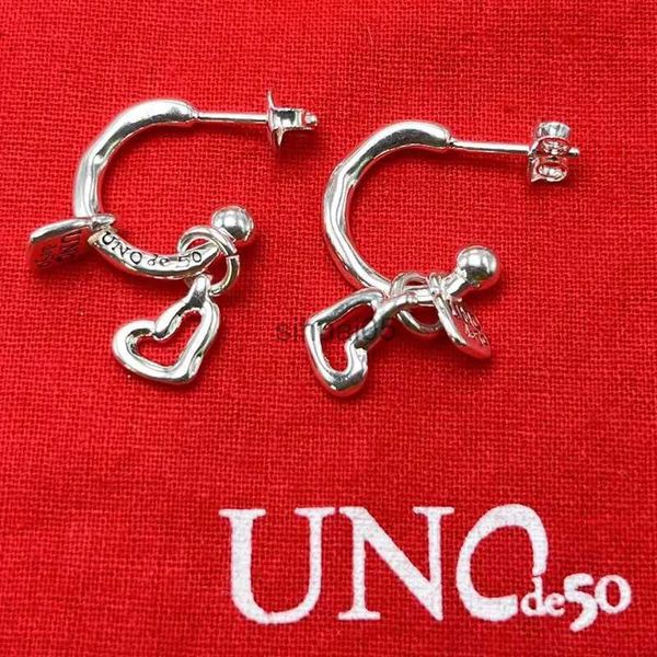 Stud 2023 UNOde50 Bestselling espanhol moda requintado coração em forma de cabide brincos femininos romântico jóias saco de presente com yq231026