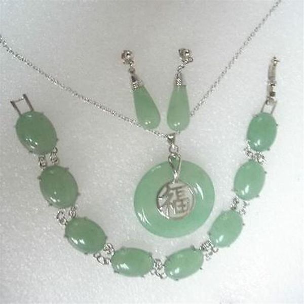 Echtes Jade-Halsketten-Armband-Ohrring-Set2107