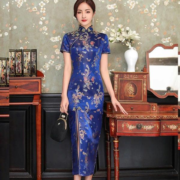 Ethnische Kleidung Sexy Brokat Satin Lange Gabel Cheongsam Chinesisch Klassisch Damen Qipao Elegant Kurzarm Neuheit Hochzeit Abendkleid 4XL