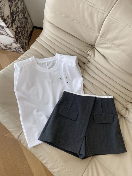 Vestidos de trabalho algodão branco redondo pescoço de ombro casual shorts de camiseta de terno de topo pequeno inferior de cinza avançado