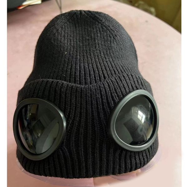 Klasik İki Lens Gözlük Erkek Beanies rüzgar köpük tasarımcısı Bonnet Kış Kafatası Kapakları Sıcak Açık Hip Hop Pamuk Örgü Şapka Sıradan Erkek MZ042