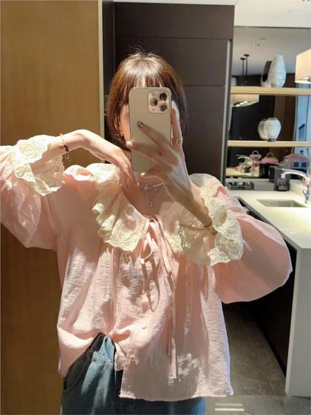 Blusas femininas 2023 primavera/outono rosa bordado renda plissado gola boneca cor bloco plissado moda camisa de manga longa