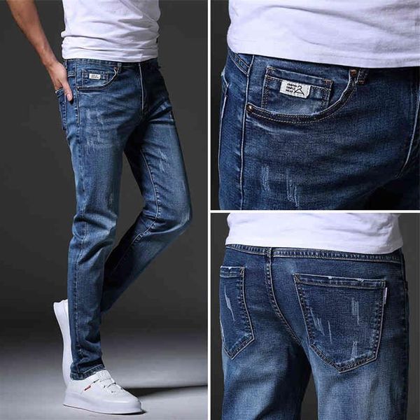 Jeans da uomo estivi Disegni pantaloni a matita slim coreani 2022 Pantaloni da uomo casual di nuova tendenza Y2204152133