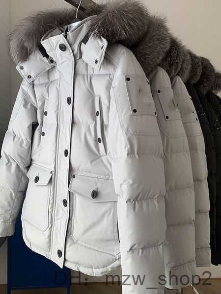 Piumino da uomo Parka Canada Giacca Mooses Knuckles Cappotti Alta vera pelliccia da donna Stile donna canadese Anatra bianca e nera 6 Y1E7