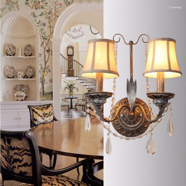 Duvar lambaları Antik Rustik Demir Sconce Işık Yemek Odası Koridor Yatak Odası Retro Kristal Kumaş Gölge Armatürler 2 E14 LED Aydınlatma