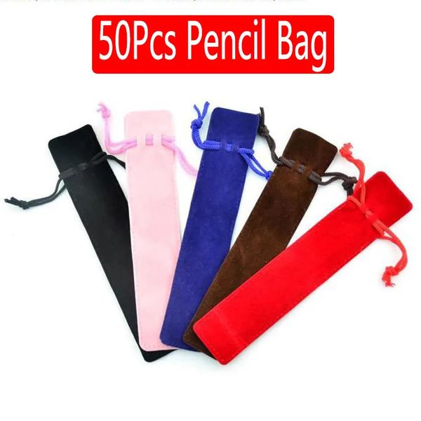 Sacos de lápis 50 pcs por lote veludo caneta bolsa titular saco de presente único atacado caso com corda material escolar de escritório cor 231025
