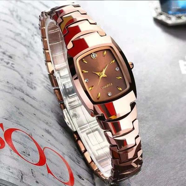 Montres-bracelets Mode Cadeau Casual Couple Amant Femmes Hommes Quartz Mouvement Montre-Bracelet De Luxe Femmes Relogio