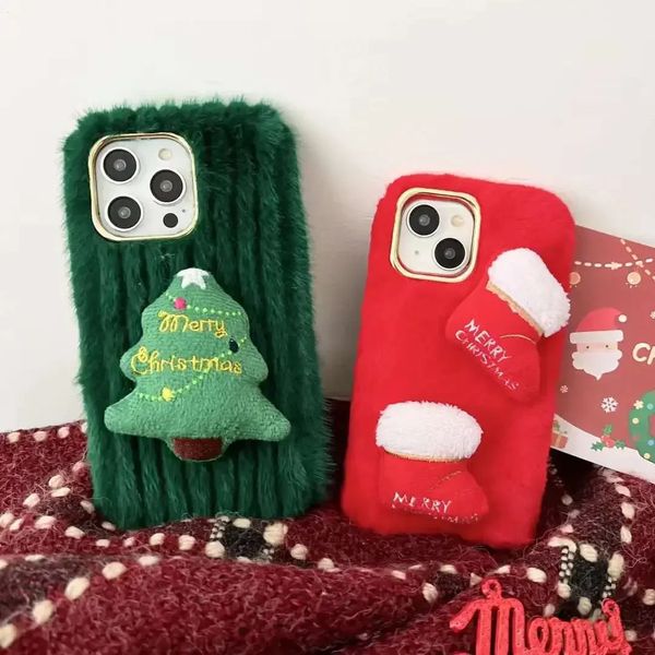 Capas de telefone celular Meias de árvore de Natal Capa de telefone de pelúcia fofa adequada para iPhone 15 13 12 11 Pro Max X XR XS Max Xmas Fur Protection Capa de silicone 231026