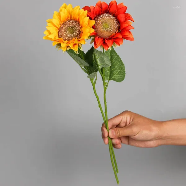 Flores decorativas 2 pçs simulação girassol flor de plástico para decoração de casa acessórios artificial casamento noiva buquê falso floral