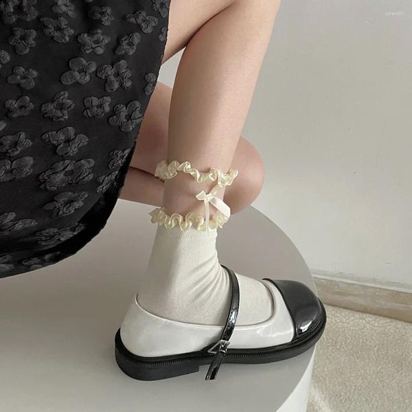 Kadın Çorap JK Tatlı Kızlar Mesh Dantel Lolita Kawaii Bowknot Sevimli Fırfır Japon tarzı Düz ​​Renk Siyah Beyaz Uzun