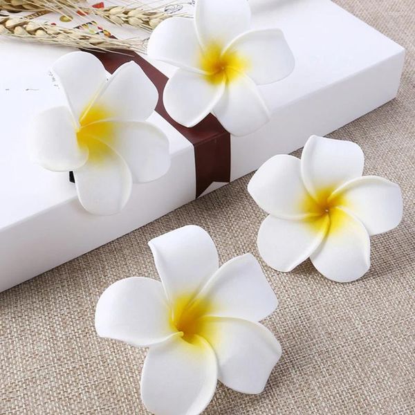 Decoratieve bloemen 24 stuks bloem haaraccessoires toppers clip plumeria decor clips vrouwen bloesem dun