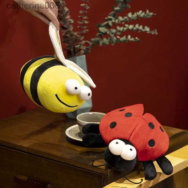Doldurulmuş Peluş Hayvanlar Kawaii Peluş Arı Ladybug Anime Dolgulu Bebek Oyuncakları Bebek Odası Hayvan Peluche Yastığı Ev Dekoratif Yastık 231027