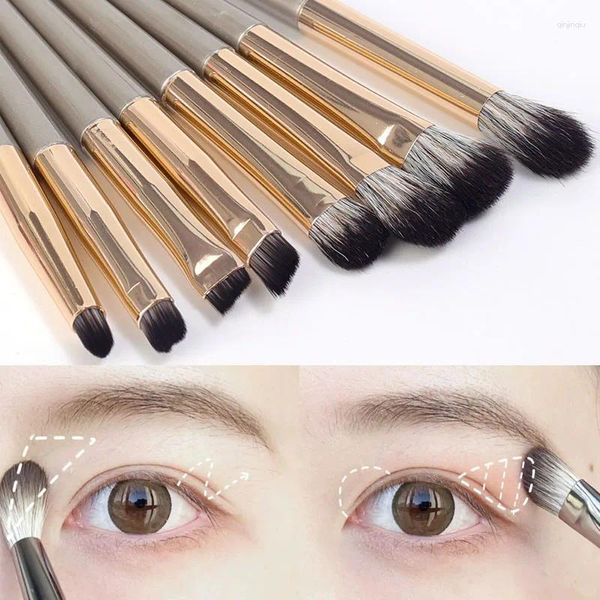 Makyaj fırçaları Torba ile yumuşak set 8pcs Profesyonel Eyeliner Kaş Göz Farı Allık Tozu Palet Fırçası Kozmetik Güzellik Araçları