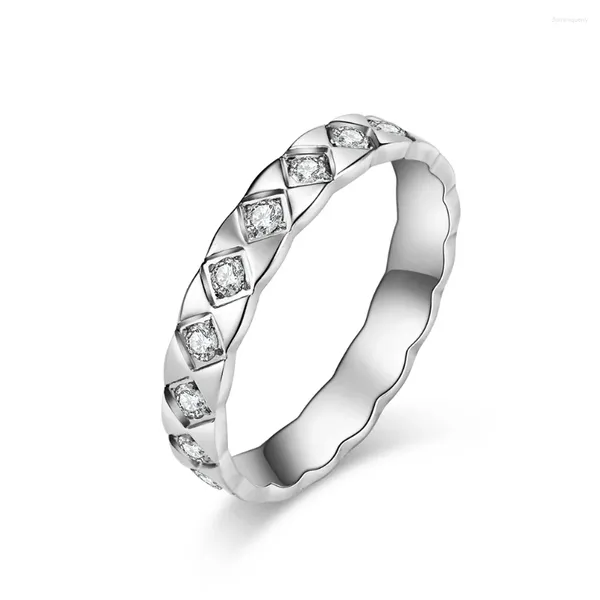 Anelli a cluster 4 mm in acciaio inossidabile impilabile CZ Eternity Ring Wedding Chand per donne Dimensione 5-11