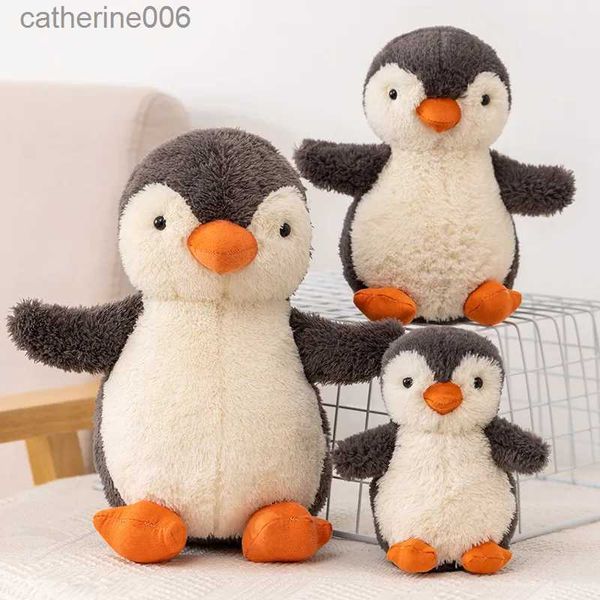 Animali di peluche ripieni 16 / 21 cm Kawaii Penguin Peluche Bambole di animali morbidi ripieni Pinguino adorabile Placare giocattoli per bambini Neonate Regali di compleannoL231027