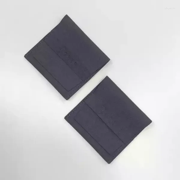 Cadeau cadeau 100pcs logo personnalisé imprimé petite enveloppe rabat paquet pochette de luxe collier en microfibre sac de bijoux