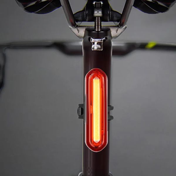 Luzes de bicicleta Luzes traseiras de bicicleta noturna Destaque ao ar livre Carregamento USB Luz única Mountain bike Luzes de advertência LED Luzes traseiras Acessórios de bicicleta 231027