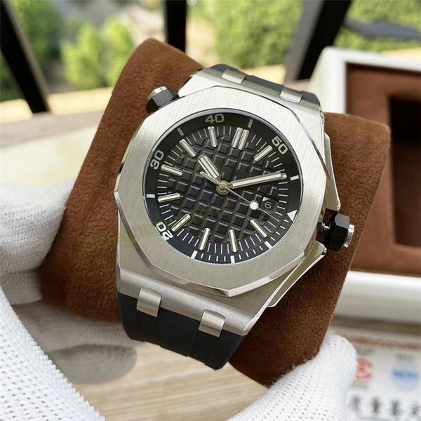 Relógio esportivo masculino de alta qualidade com faixa de borracha de combinação de cores múltiplas pode adicionar vidro de safira à prova d'água