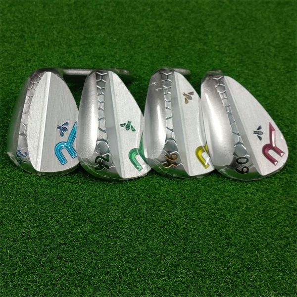 2023New Golf Clubs Little Bee Golf Clubs colorés CCFORGED cales argent et noir 48 52 56 60 degrés corps de tige en acier avec couvercle de capuchon