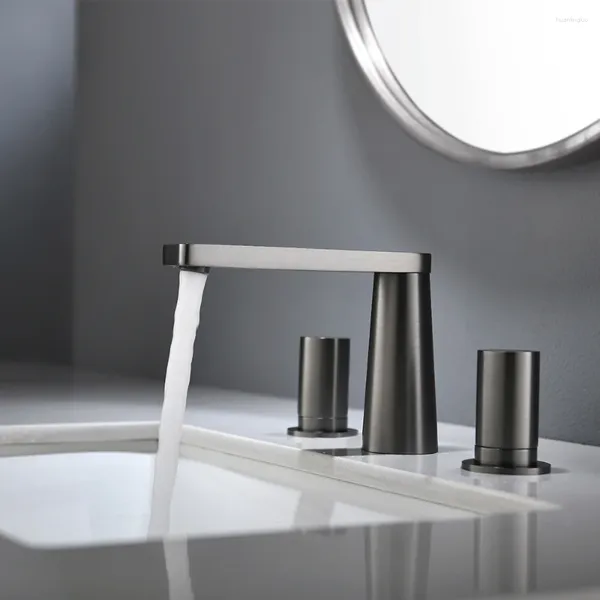 Rubinetti per lavandino del bagno Rubinetto in ottone di lusso a 3 fori Rubinetto per lavabo con acqua fredda di alta qualità Lavabo moderno spazzolato Oro Nero Bianco