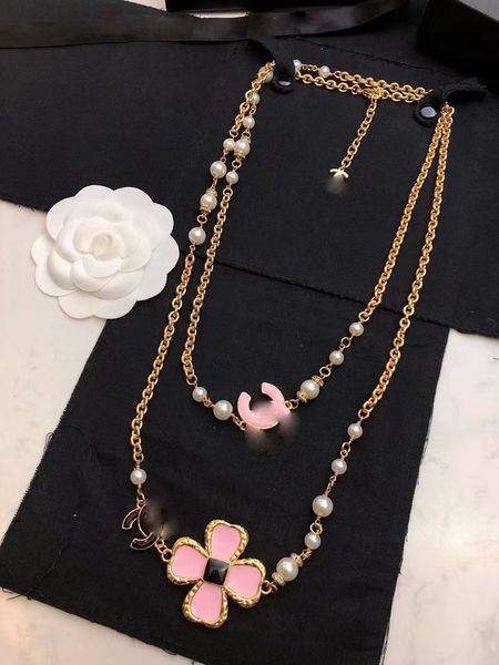 nova marca de luxo doce trevo designer pingente colares bonito flor rosa letras geometria 18k ouro elegante colar jóias presente de aniversário melhor qualidade