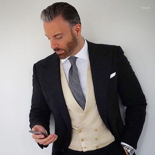 Abiti da uomo Blazer da uomo Ultimi disegni di pantaloni da cappotto Tweed nero da uomo Abito da sposa Slim Fit 3 pezzi Smoking da sposo Prom Blazer Terno