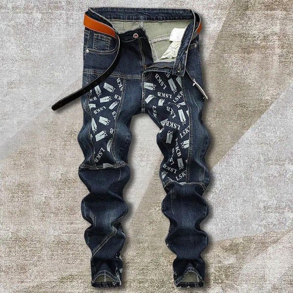 Jeans masculinos moda motocicleta calças carta impressão padrão zíper elástico pernas jean costura cores contrastantes para homens