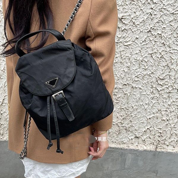 Neue weibliche Mode Dame hohe Kapazität wasserdicht College-Rucksack trendige Frauen Laptop Schultaschen süße Mädchen Reise Büchertasche cool Fallschirm-Rucksack