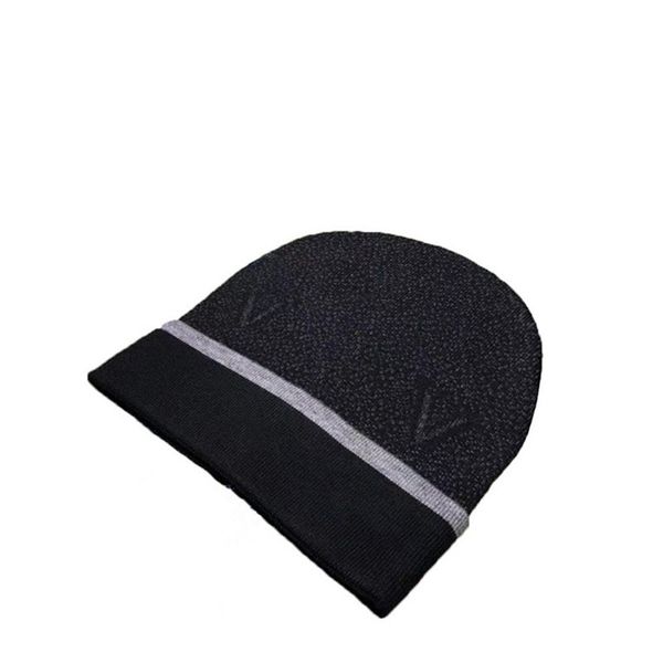 Novo designer clássico outono inverno estilo quente gorro chapéus homens e mulheres moda universal malha boné outono lã ao ar livre quente crânio bonés S-12