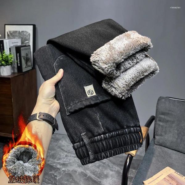 Calças de brim masculinas outono e inverno veludo engrossado solto elástico quente calças jeans moda na moda streetwear casual calças masculinas