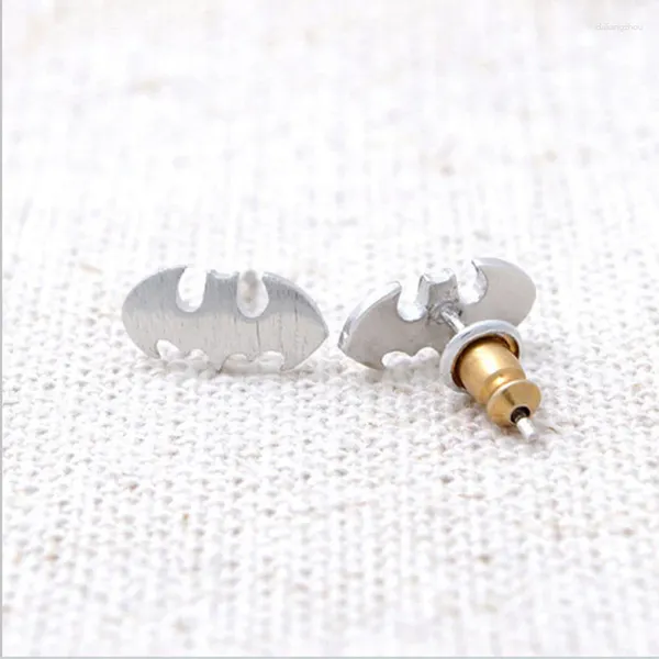 Ohrstecker im Großhandel, 10 Paar, niedliche kleine Fledermaus-Ohrstecker, 3 Farben erhältlich, für Kinder, Frauen, Mädchen, Sommer, einfacher Modeschmuck